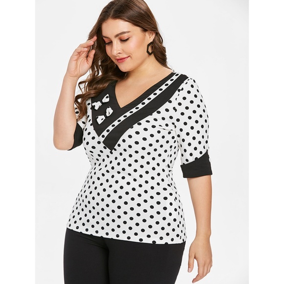 Plus Size Retro Polka Dot V Neck T-shirt - White - Picture 4 of 8